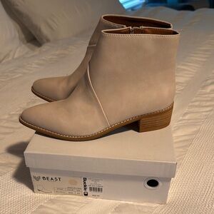Women's Cream Ankle Boots... 8.5